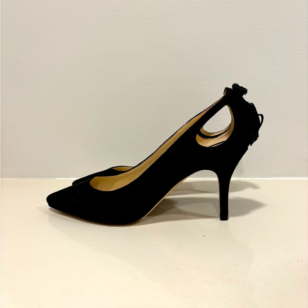 Marc Fisher Black Suede Cut Out Stiletto Heel Tassel Back size 7.5